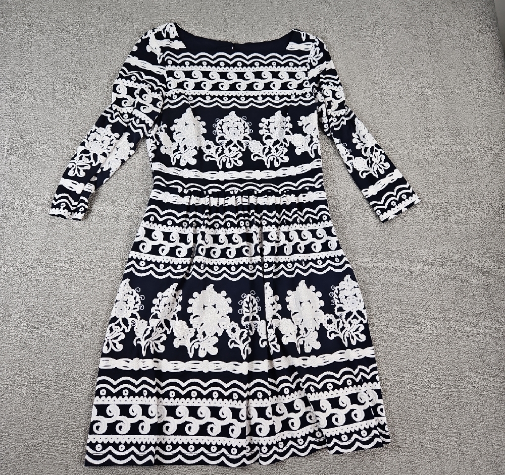 Trulli Navy Blue & white 3/4 Sleeve Fit Flare Stretch Dress Key hole size 6